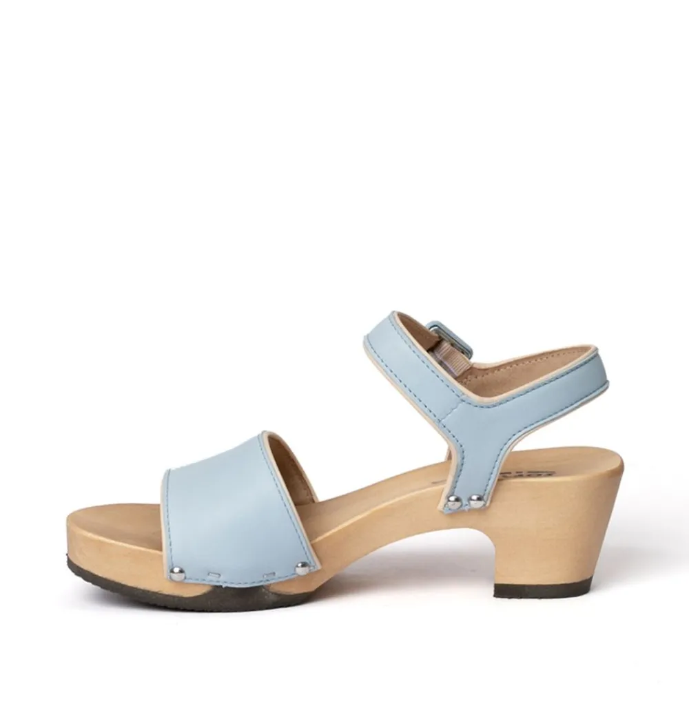 Kyra Nappa Powder Blue (Hazelnut)-SOFTCLOX Fashion