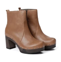 Loretta Washed Nappa Camel-SOFTCLOX New